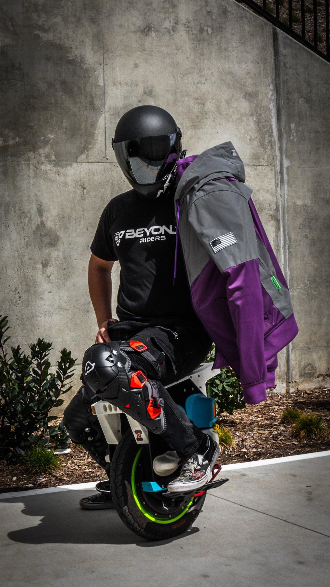 Ultra Reflective Hoodie Purple Eclipse with Pads