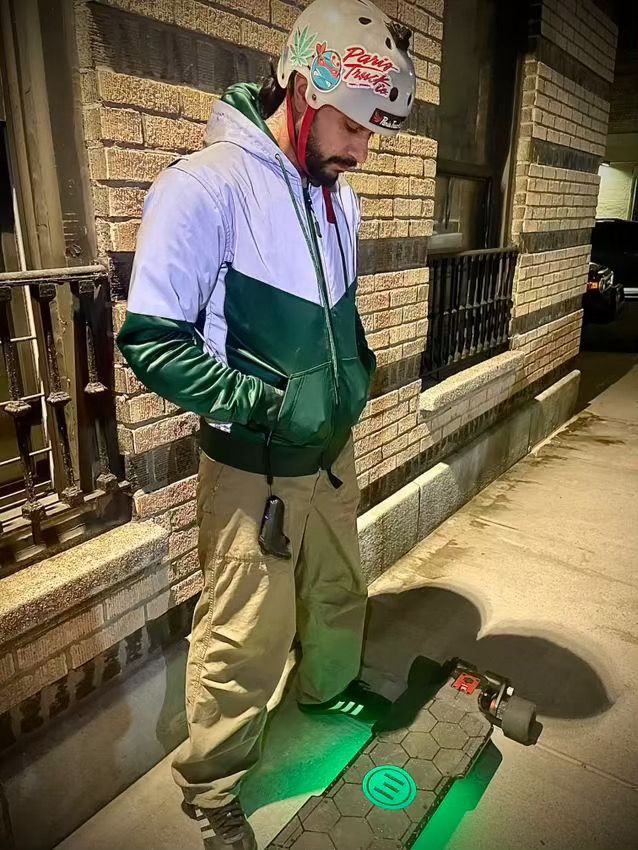 Ultra Reflective Hoodie Dark Green Eclipse with Pads